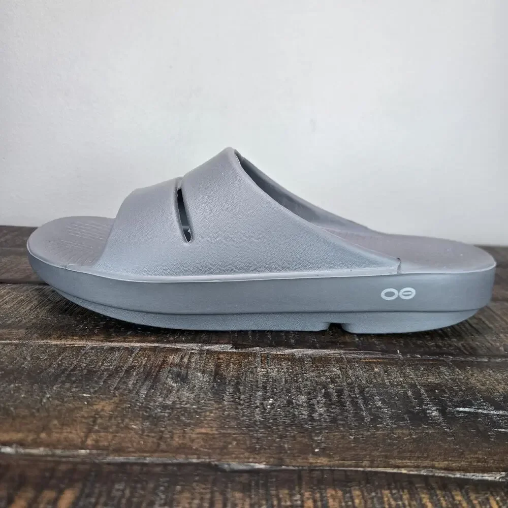 NEW Oofos OOahh Mens Size 9 Recovery Slip-On Comfort Beach Sandals Slides Slate